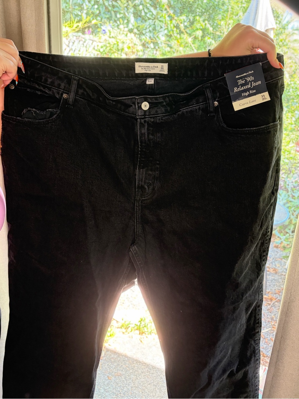 Abercrombie & Fitch The 90s Relaxed Rise Black Jeans